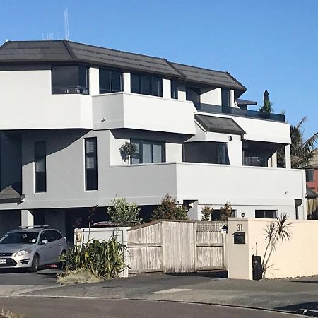 Superb Beachside Location, Private And Tranquil Lägenhet Mount Maunganui Exteriör bild