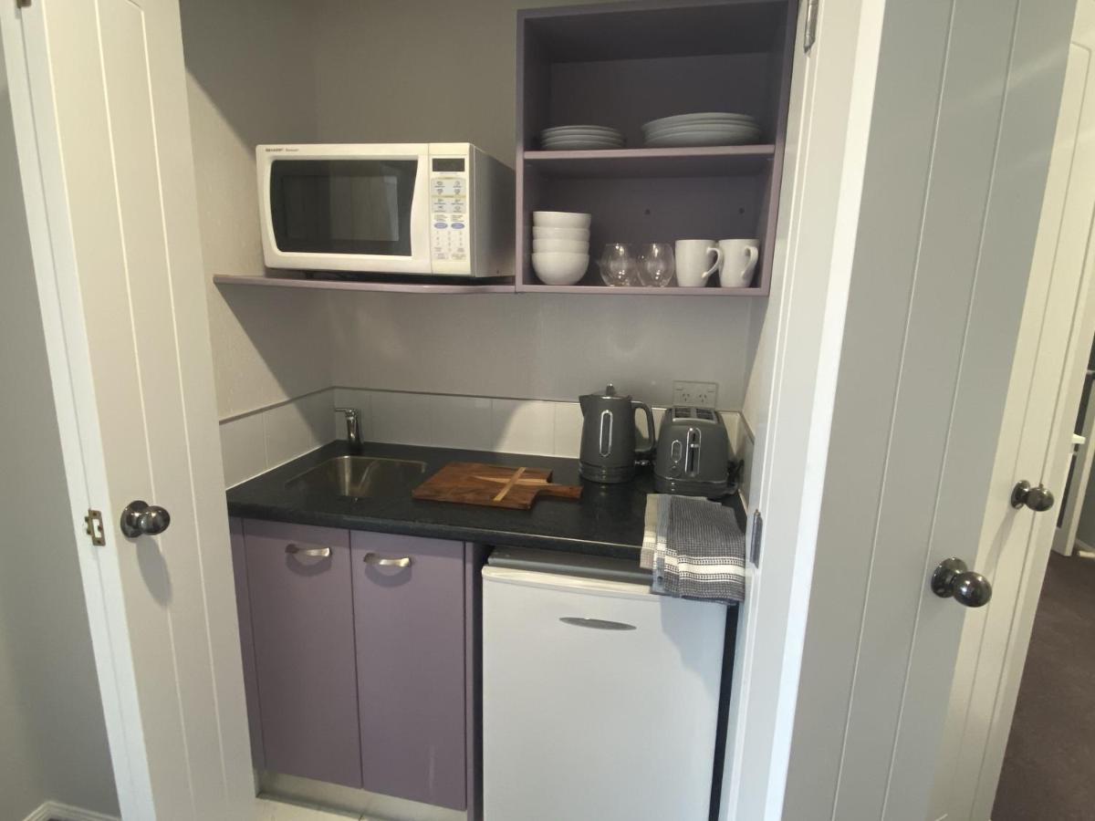Superb Beachside Location, Private And Tranquil Lägenhet Mount Maunganui Exteriör bild